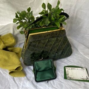 1940’s Z.Shaftal Cuban Crocodile handbag – Authentic Genuine Exotic Leather